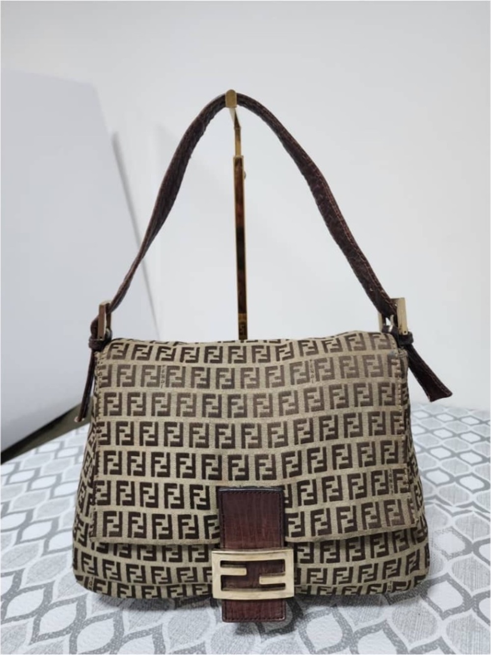 Authentic FENDI Zucchino Vitello Mama Baguette Bag Beige/Brown